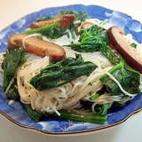 ほうれん草と椎茸の素麺チャンプルー